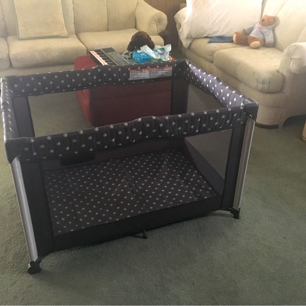 Ingenuity pack and play playpen. 3 months old. Like new. Owner’s manual included